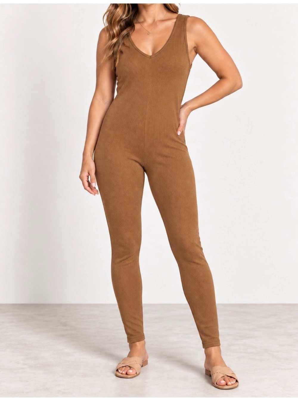Zenana Outfitters Ribbed V-Neck Sleeveless Jumpsuit in Camel Brown